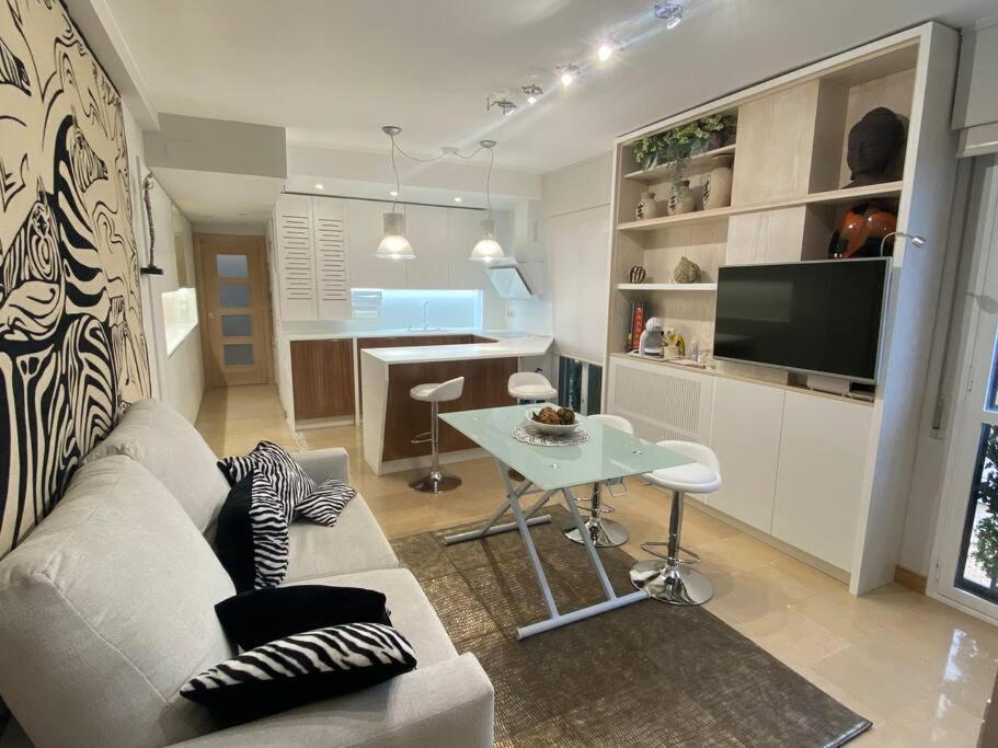 Acogedor Apartamento Con Acabados Primera Calidad 萨拉戈萨 外观 照片